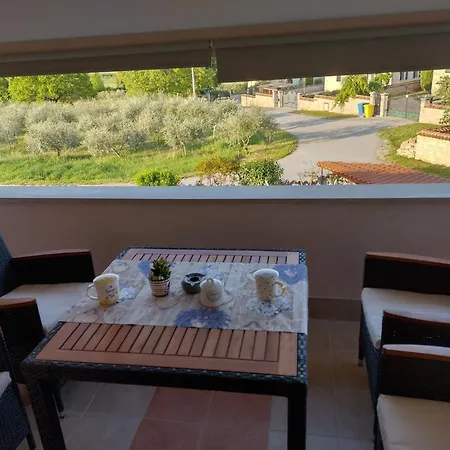 Bernarda Апартаменти *