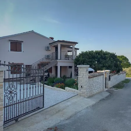 Bernarda Апартаменти