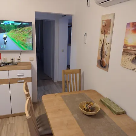 Bernarda 아파트 *